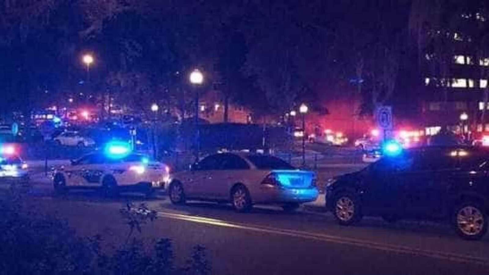 Polícia confirma diversas mortes em tiroteio no Texas