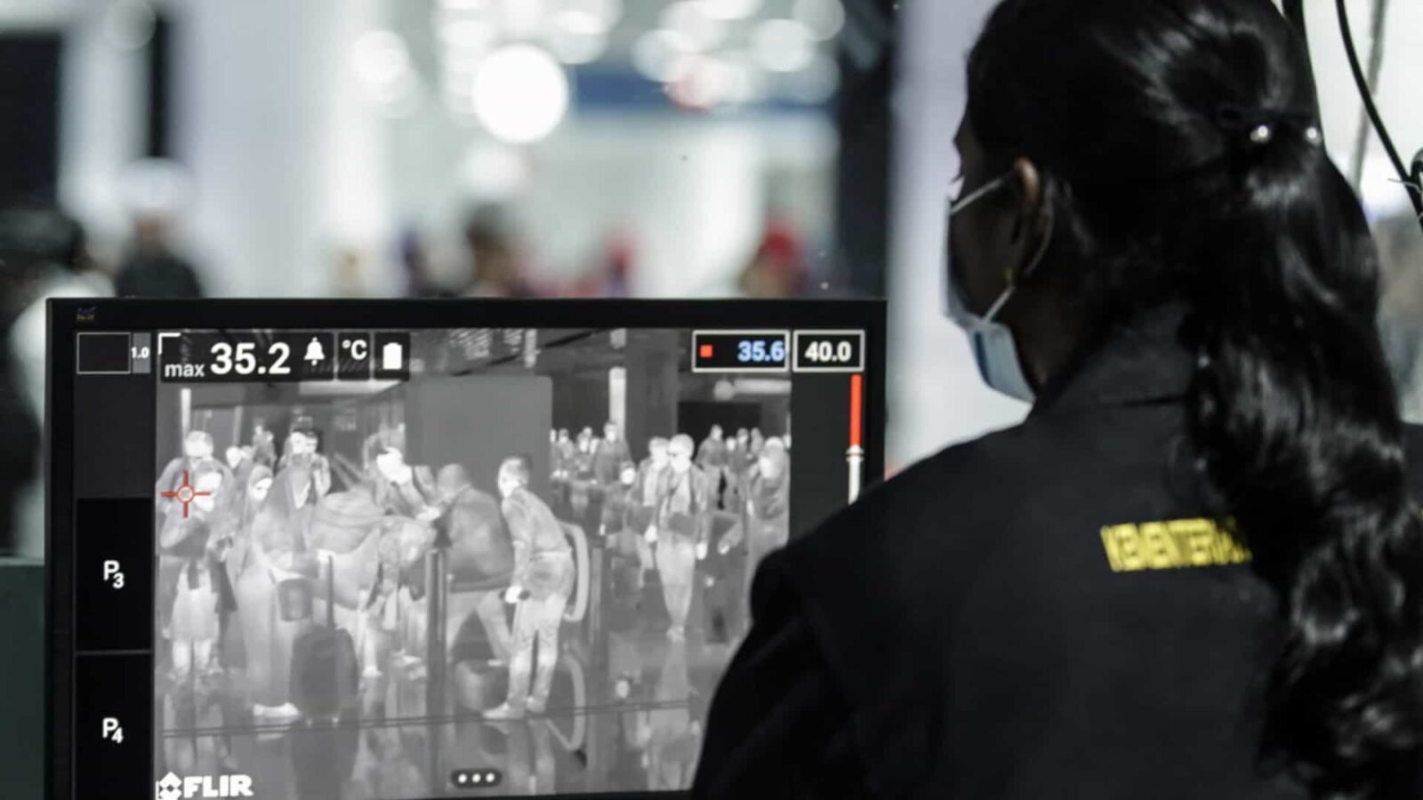 Vírus: Aeroportos em todo o mundo tomam precauções contra surto