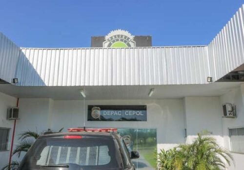 Grávida é atacada por pitbull solto em rua e sofre mordidas no abdômen e pernas