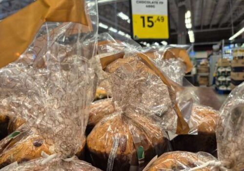 Ressaca de Natal derruba preços e panetones de 400 g aparecem por R$ 8,90