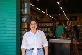 Renata começou com lanche e hoje é quase dona de praça do Coophasul