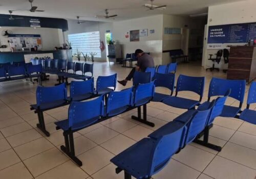 Clínica da Família amanhece sem luz no Iracy Coelho após furtos de fios