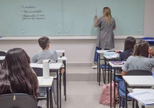 Com reajuste de 5%, escola particular aumenta mais que inflação e cesta básica