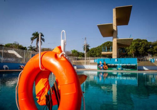 Nas férias, UFMS abre piscina até fevereiro para comunidade acadêmica