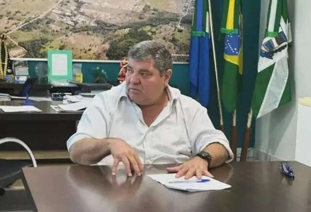 Prefeito de Bonito estima economizar até R$ 600 mil por mês com corte de gastos
