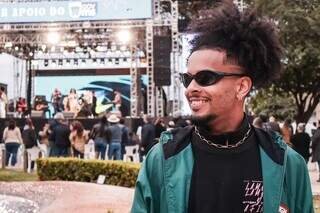 Artista de Campo Grande tem obra exibida na novela Três Graças Artista de Campo Grande tem obra exibida na novela Três Graças