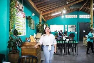 Renata começou com lanche e hoje é quase dona de praça do Coophasul