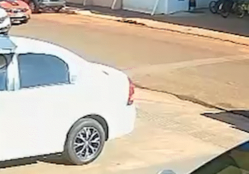 Vendedor se masturba dentro de carro, persegue jovem e é preso horas depois