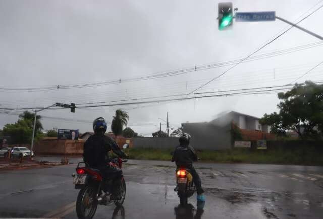 Meteorologia alerta para chuvas intensas e baixa umidade em cidades de MS