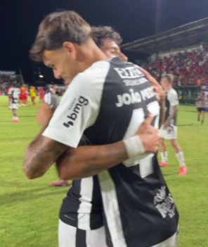Yuri Alberto decide no fim e Corinthians vence o Velo Clube