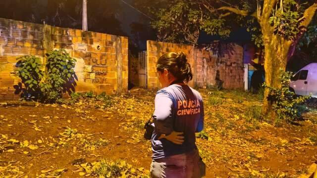 Homem morre após cair sobre garrafas de vidro em rua de Dourados