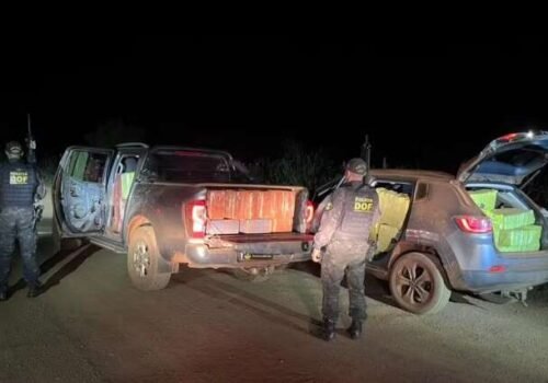 Motoristas abandonam veículos com R$ 4,2 milhões em maconha