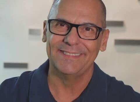 O paradoxo digital: acesso à informação e os desafios para uma geração