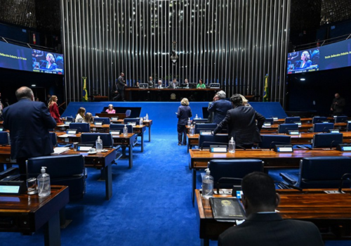 Congresso aprova redução de tributos para indústria química