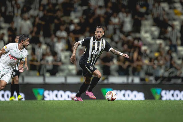 Atlético-MG e América-MG empatam na semifinal do Mineiro