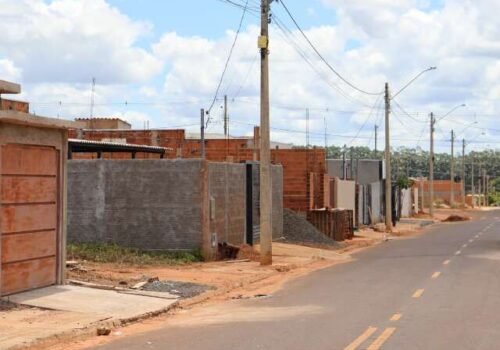 Nem mesmo alta da construção resolve falta de moradias em Inocência