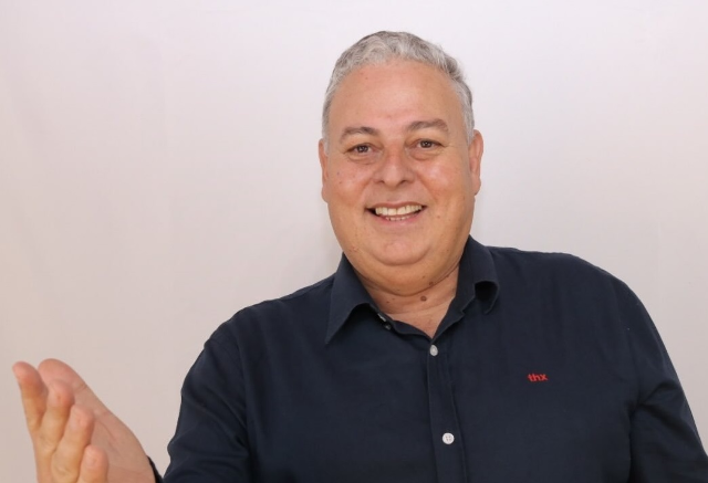 Ex-vereador é condenado a devolver salários recebidos sem trabalhar