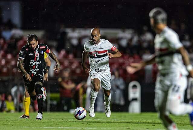São Paulo vence Primavera de virada e reage no Paulistão