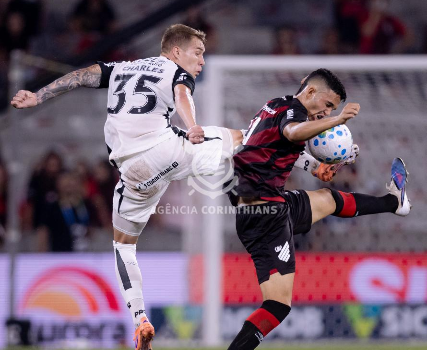 Athletico perde pênalti e Corinthians aproveita para vencer e subir na tabela