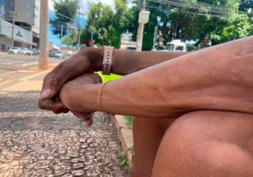 “Será que precisava de 3 tiros?”: amiga se despede de Gabi, morta pela PM