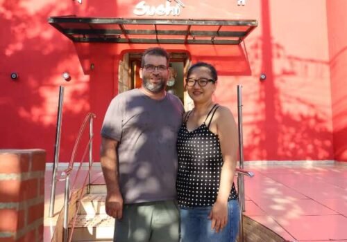 Amor que começou no Japão só virou casamento 20 anos depois