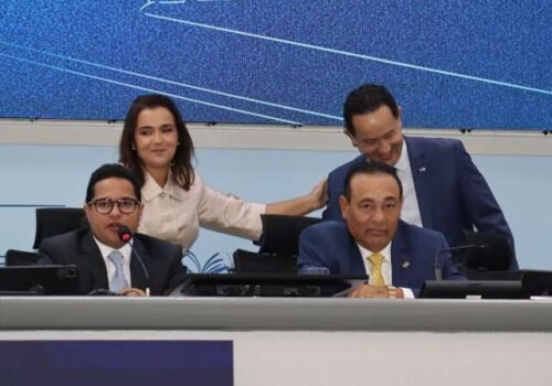 Prefeita diz que "não descarta" reduzir IPTU para imóveis no Centro