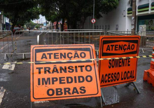 Carnaval e obras provocam interdições em 11 trechos no trânsito