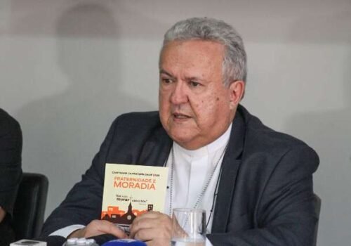 Comida é primeiro passo para garantir dignidade quem vive na rua, diz Dom Dimas