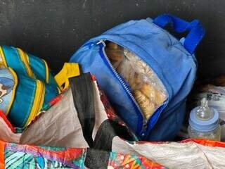 Com limite de 8 kg de comida por preso, “tensão” na fila da Máxima é a balança