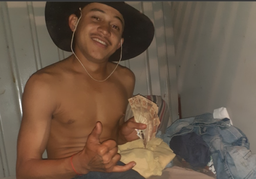 “Ele falou que ia beber nosso sangue”, dizem presos por matar rapaz esfaqueado