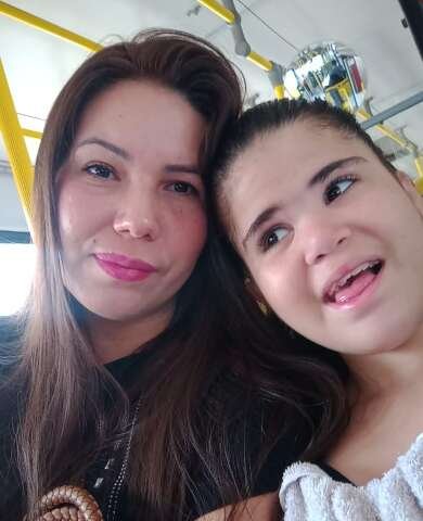 Exaustão sem pausa marca a rotina de mães atípicas em MS