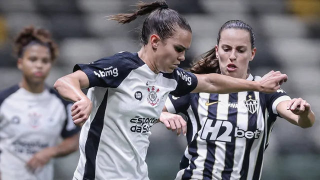 Corinthians vence Atlético-MG fora de casa na estreia do Brasileirão