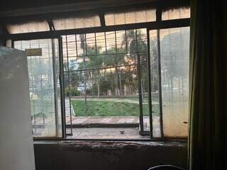 Mistério revelado: Rosimeire é musa que dança na laje sem medo