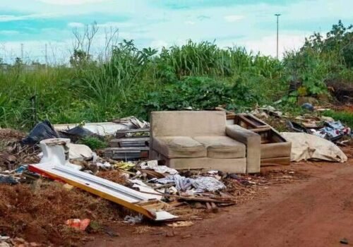 Você sabe onde descartar lixos como sofá ou eletrodomésticos estragados?