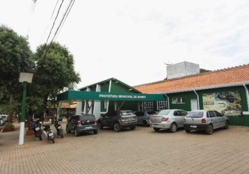 MP investiga uso irregular de imóveis públicos por policiais em Bonito