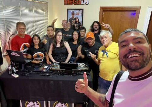 Sem limite de idade, aula coloca até vovôs para virar DJ em Campo Grande