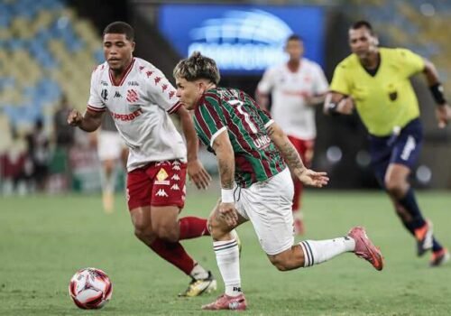 Fluminense controla partida contra o Bangu e se classifica no Carioca