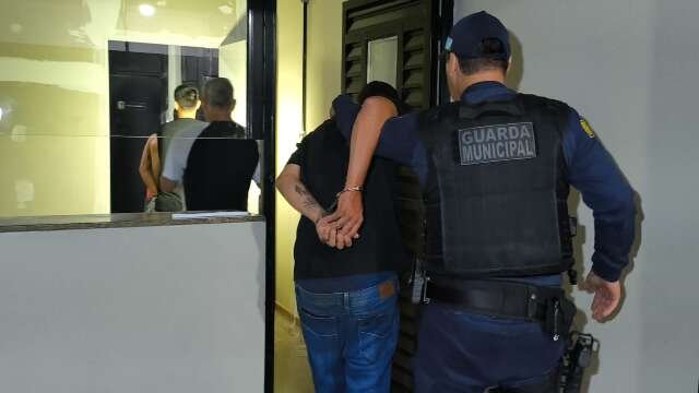 “Arrastadores de Hilux” são presos após tentativa de furto