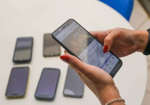 Vai para a folia? Saiba como emitir alertas sobre celulares furtados