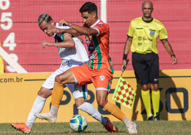 Naviraiense vence o Pantanal fora de casa e assume vice-liderança do estadual