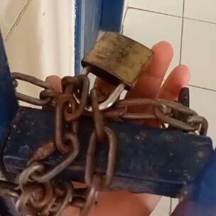 Em protesto, pais fecham escola indígena e cobram melhorias em Porto Murtinho