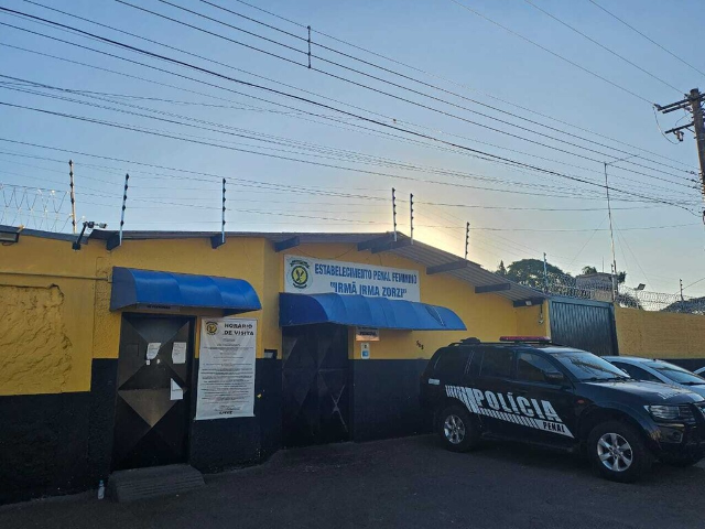 Internas iniciam motim em presídio e ameaçam policiais penais