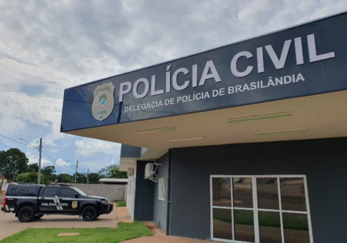 Suspeitos de latrocínio são presos após fugirem com carro da vítima