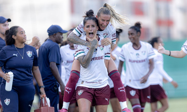 Cruzeiro e Fluminense vencem na estreia do Brasileirão Feminino