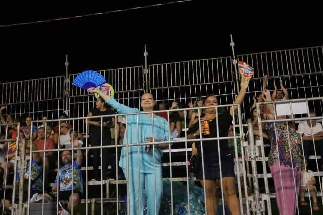 Carnaval de Campo Grande espera 25 mil pessoas em 2 dias de desfiles