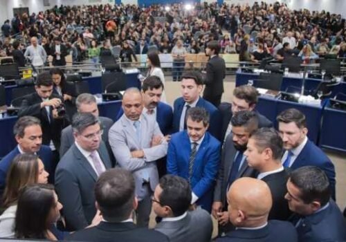 Na Capital, 13 vereadores querem chegar à Assembleia ou Congresso em 2026