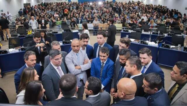 Na Capital, 13 vereadores querem chegar à Assembleia ou Congresso em 2026