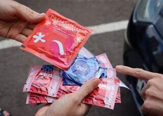 Novidade, 170 mil camisinhas com textura e mais sensibilidade são distribuídas