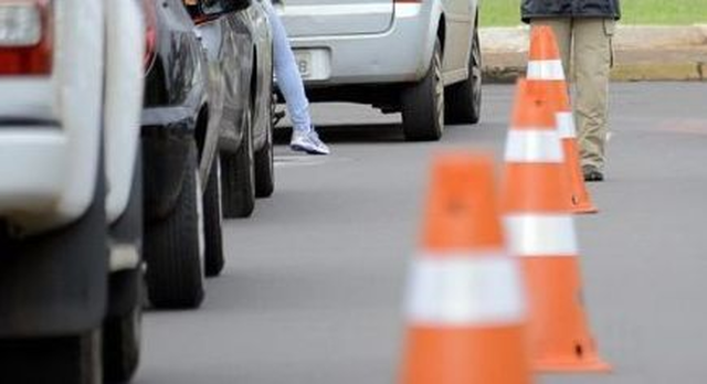Quatro vias terão interdições neste domingo de Carnaval