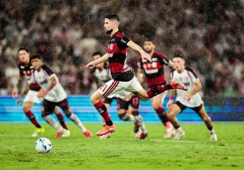 Lanús vence Flamengo na prorrogação e leva Recopa no Rio